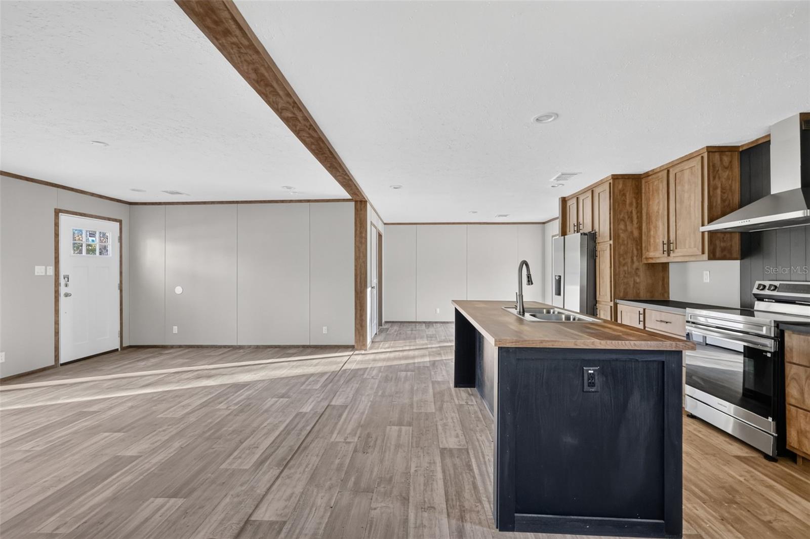 WILLISTON HIGHLANDS - Residential