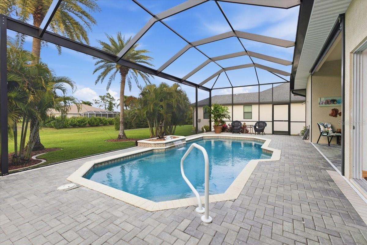 ROTONDA WEST LONG MEADOW - Residential