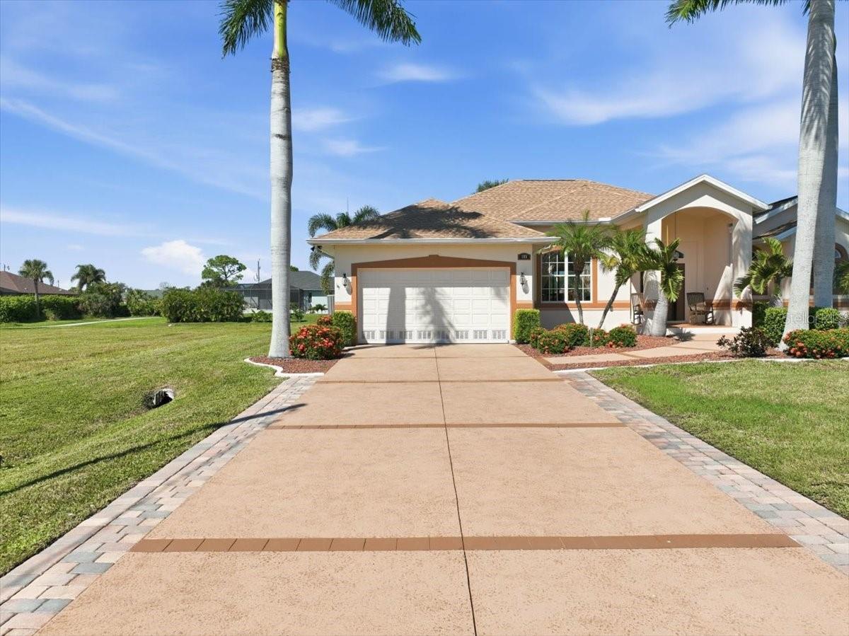 ROTONDA WEST LONG MEADOW - Residential