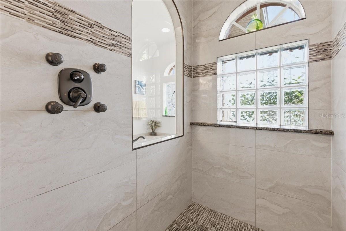 ROTONDA WEST LONG MEADOW - Residential