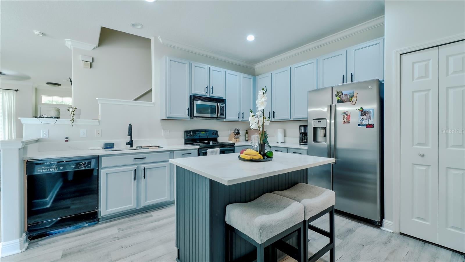 AVALON PARK VILLAGE 06 - Residential