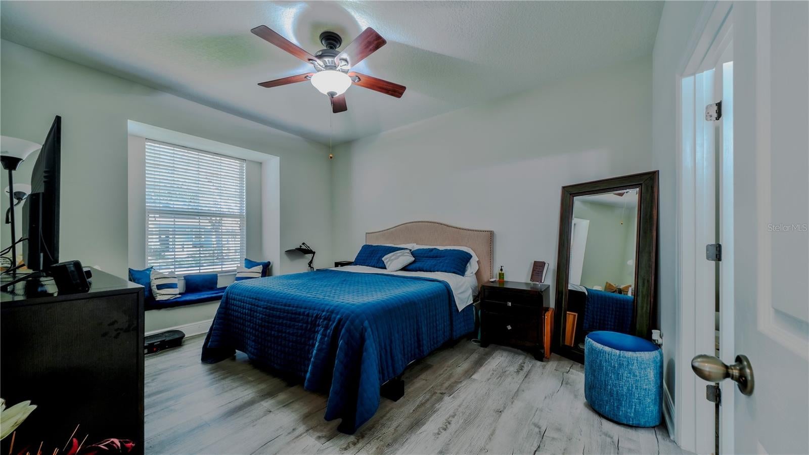 AVALON PARK VILLAGE 06 - Residential