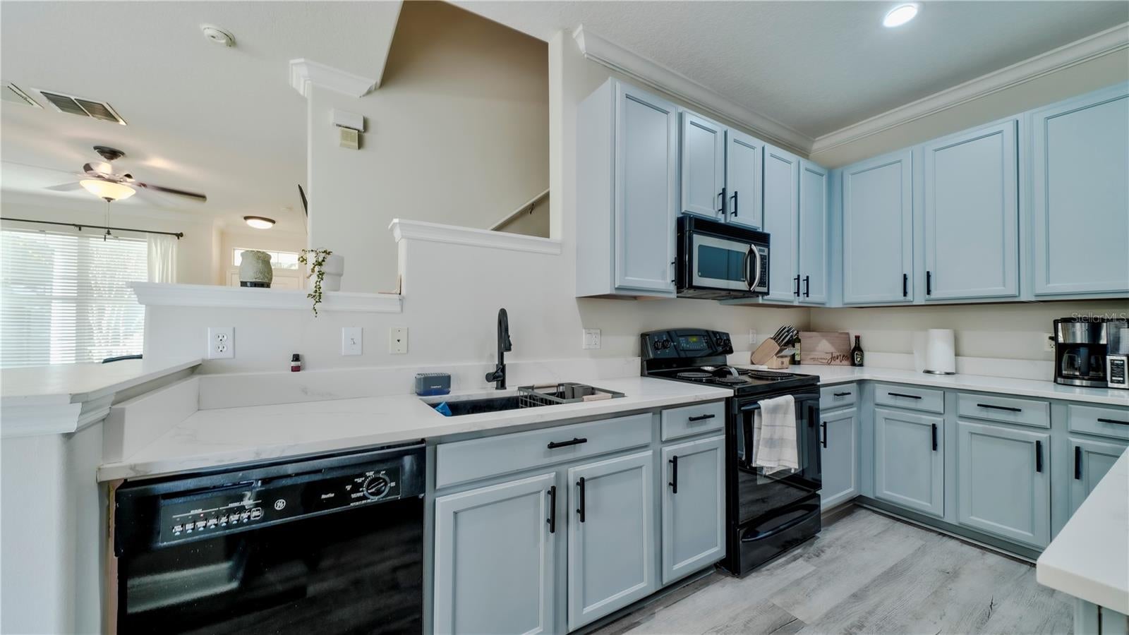 AVALON PARK VILLAGE 06 - Residential