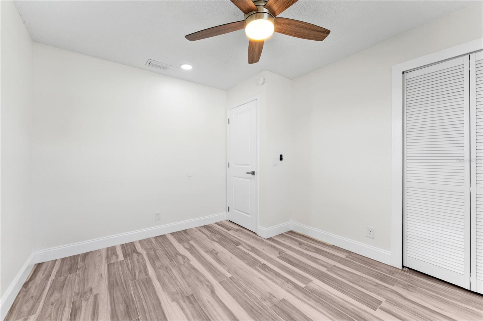 SANSON PARK UNIT 2 - Residential