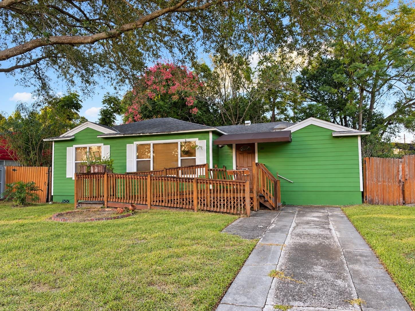 CRESTWOOD ESTATES - Residential