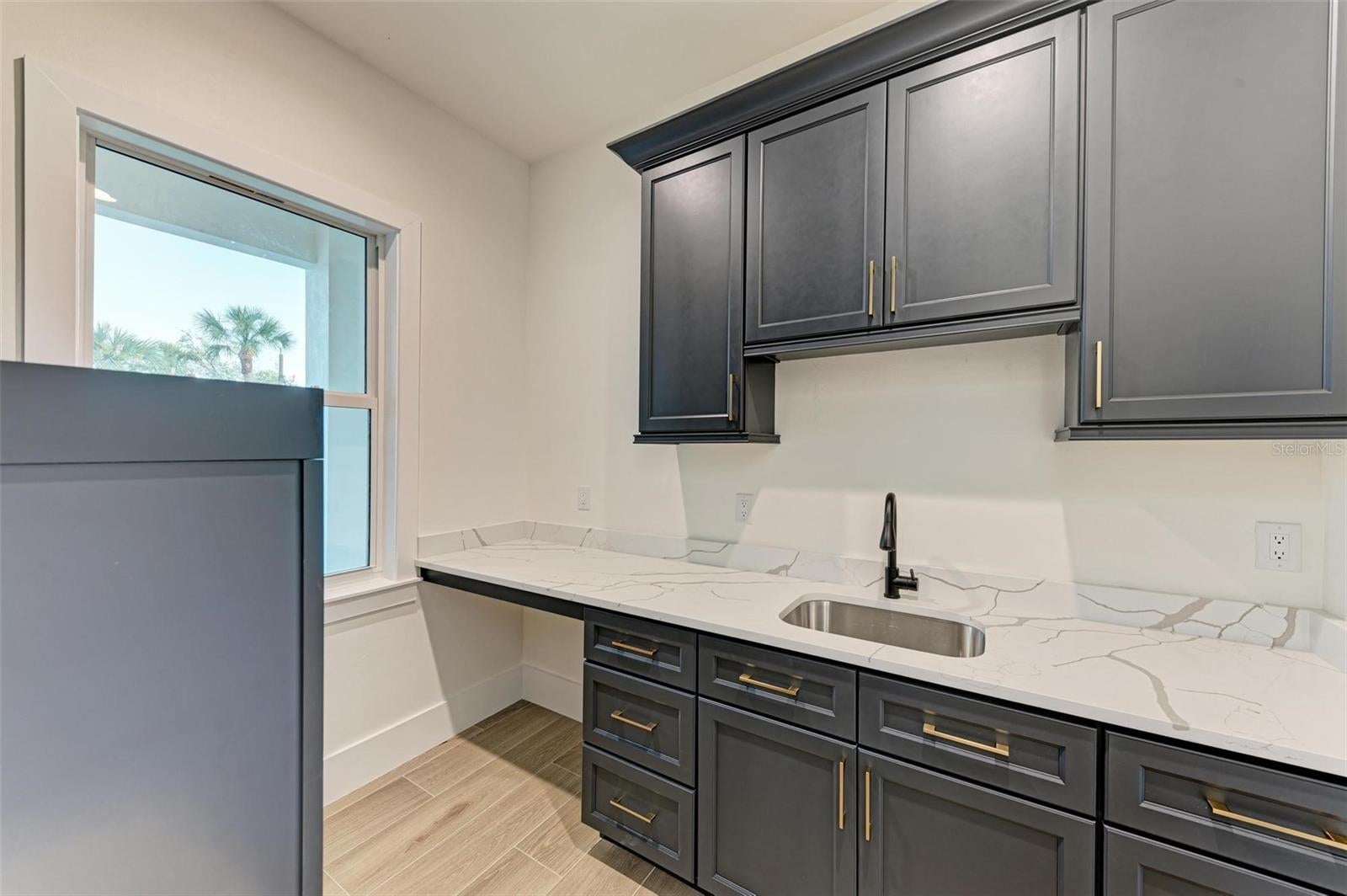 CLEVELAND NORTH - Residential