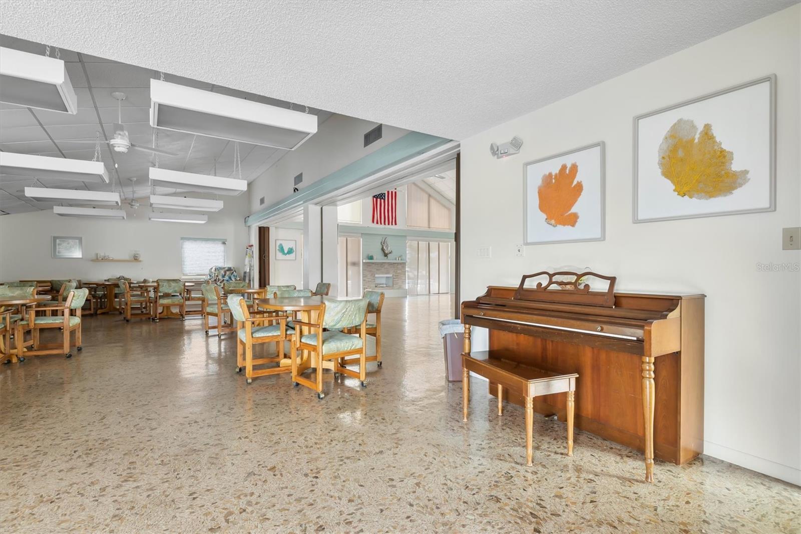 FOXWOOD - Residential
