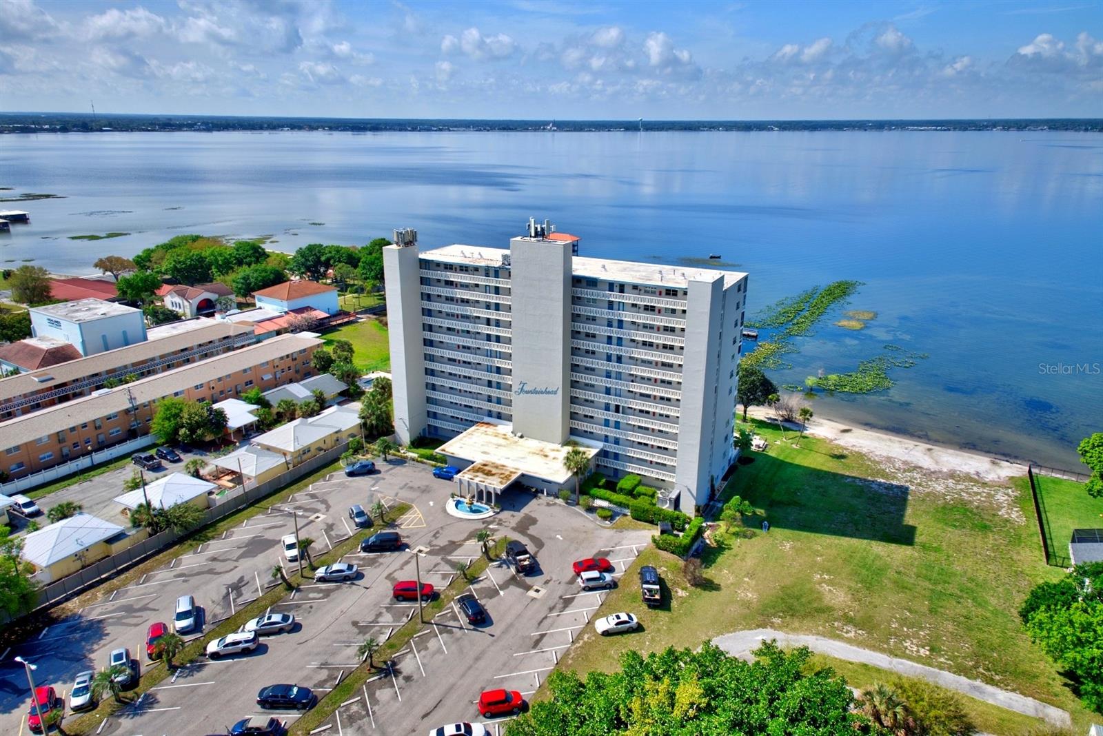 THE FOUNTAINHEAD CONDO - Residential