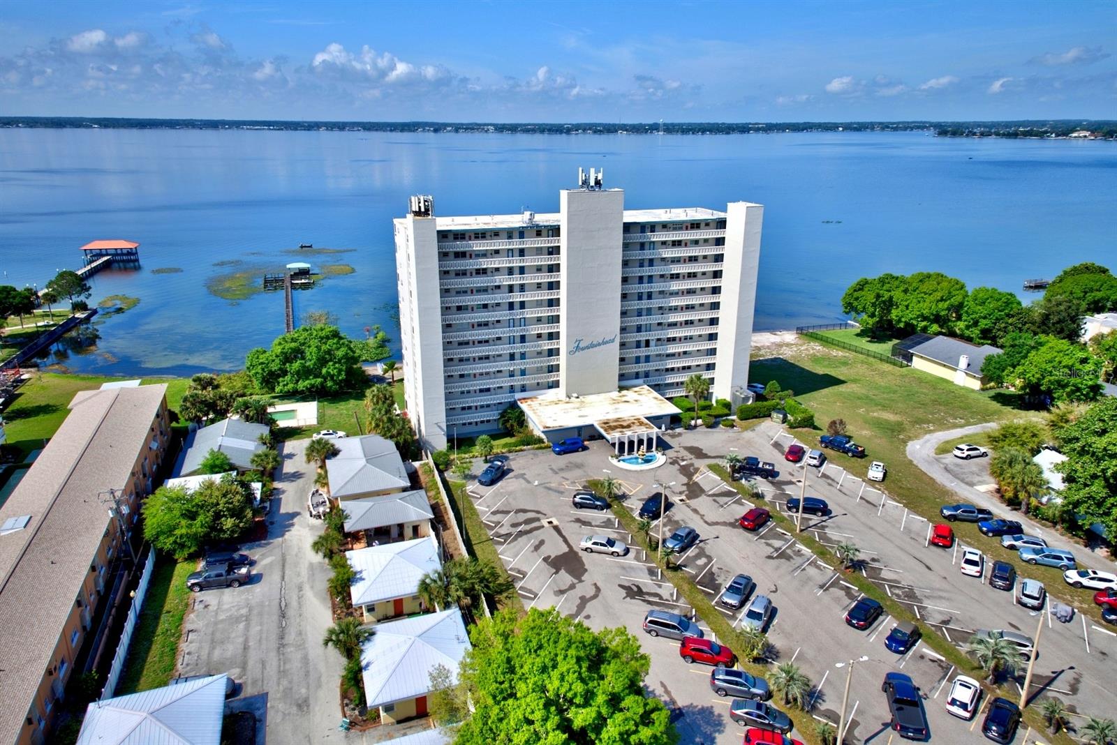 THE FOUNTAINHEAD CONDO - Residential