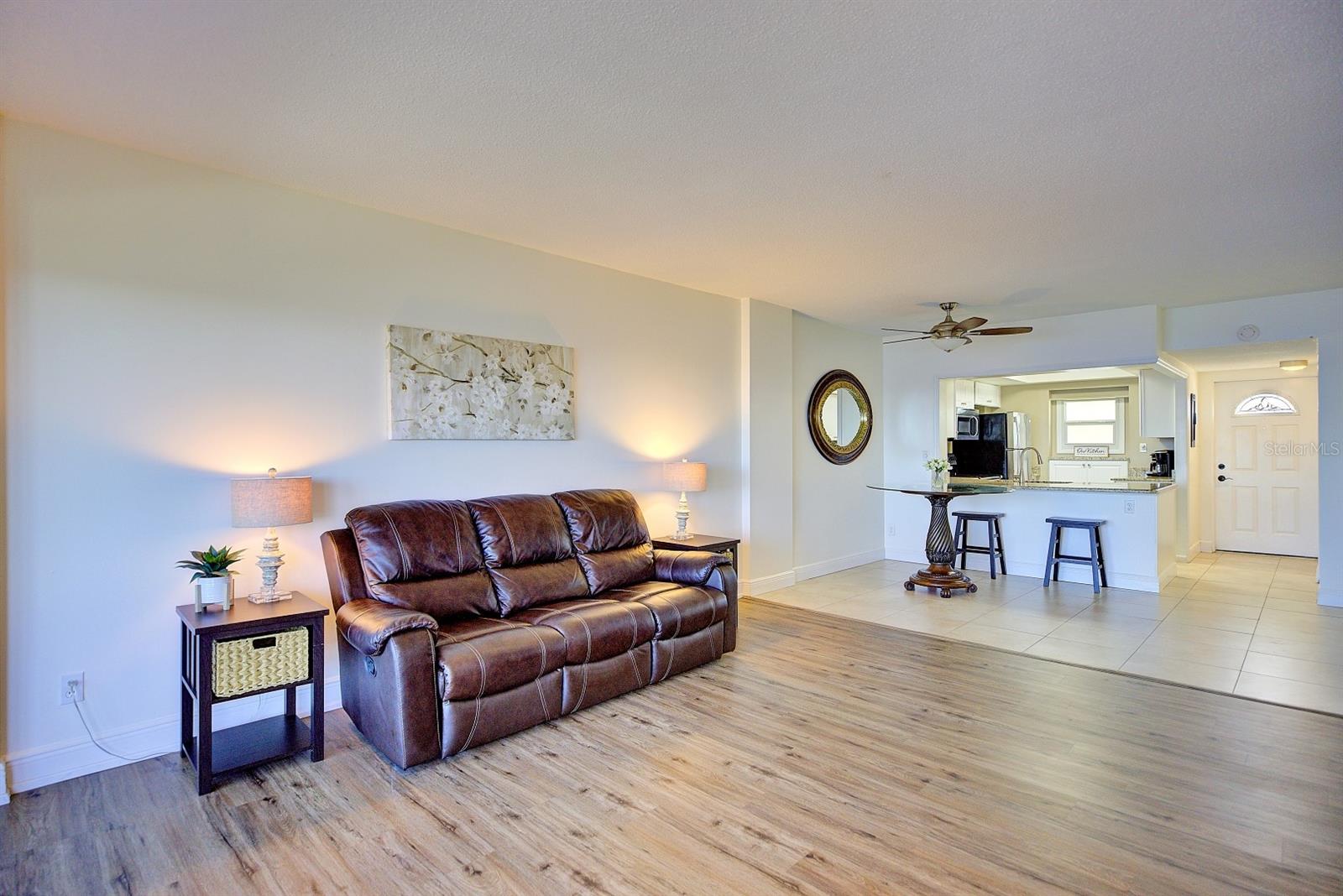 THE FOUNTAINHEAD CONDO - Residential