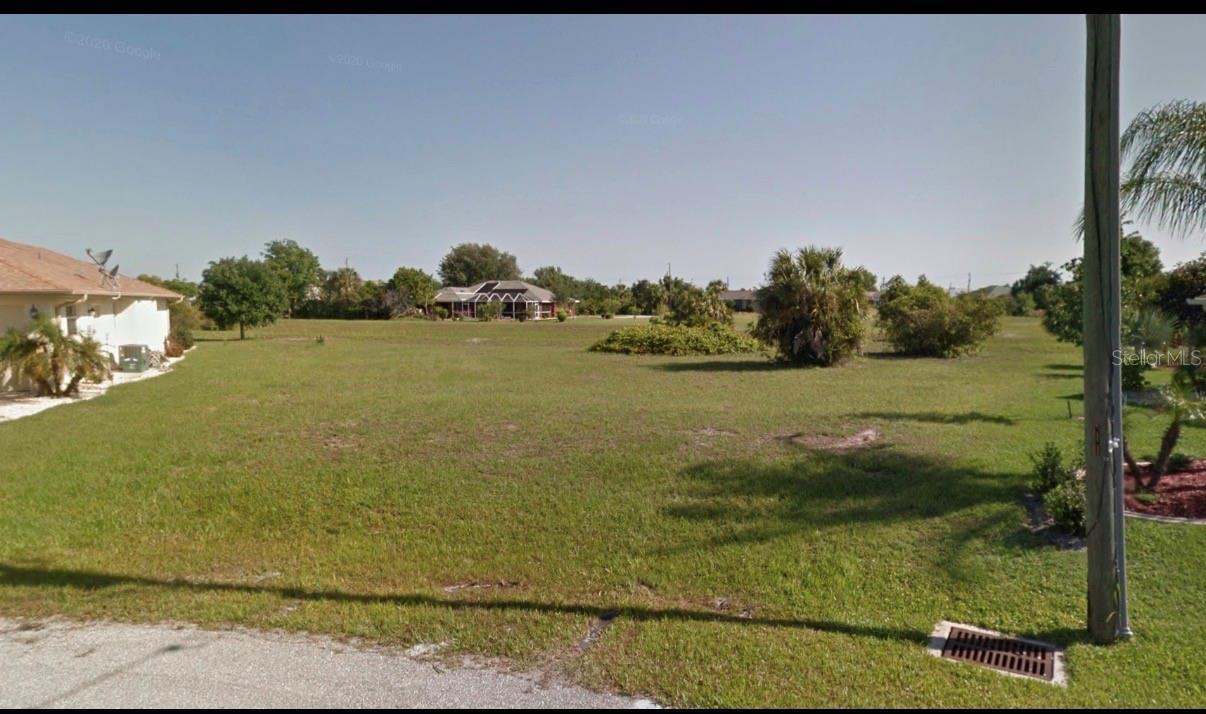 PUNTA GORDA ISLES SEC 20 - Land