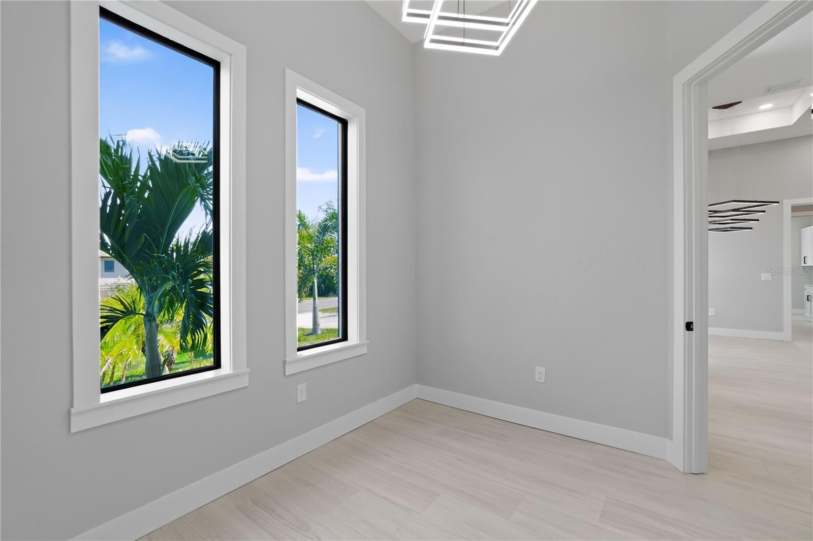 ROTONDA WEST WHITE MARSH - Residential