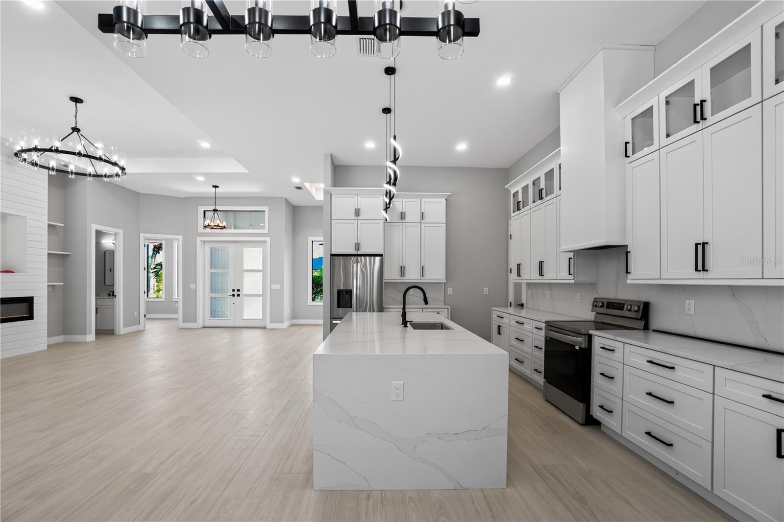 ROTONDA WEST WHITE MARSH - Residential