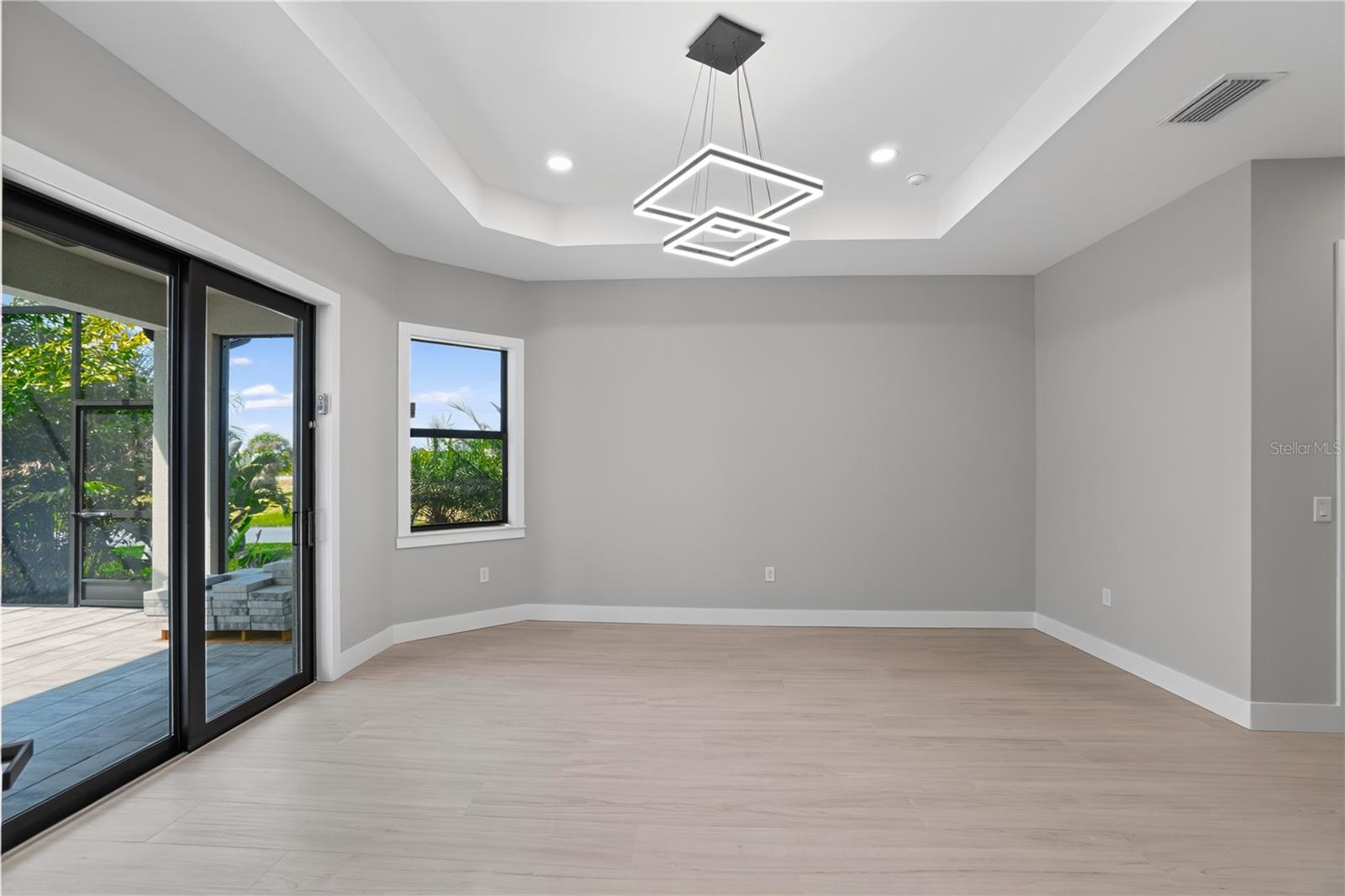ROTONDA WEST WHITE MARSH - Residential