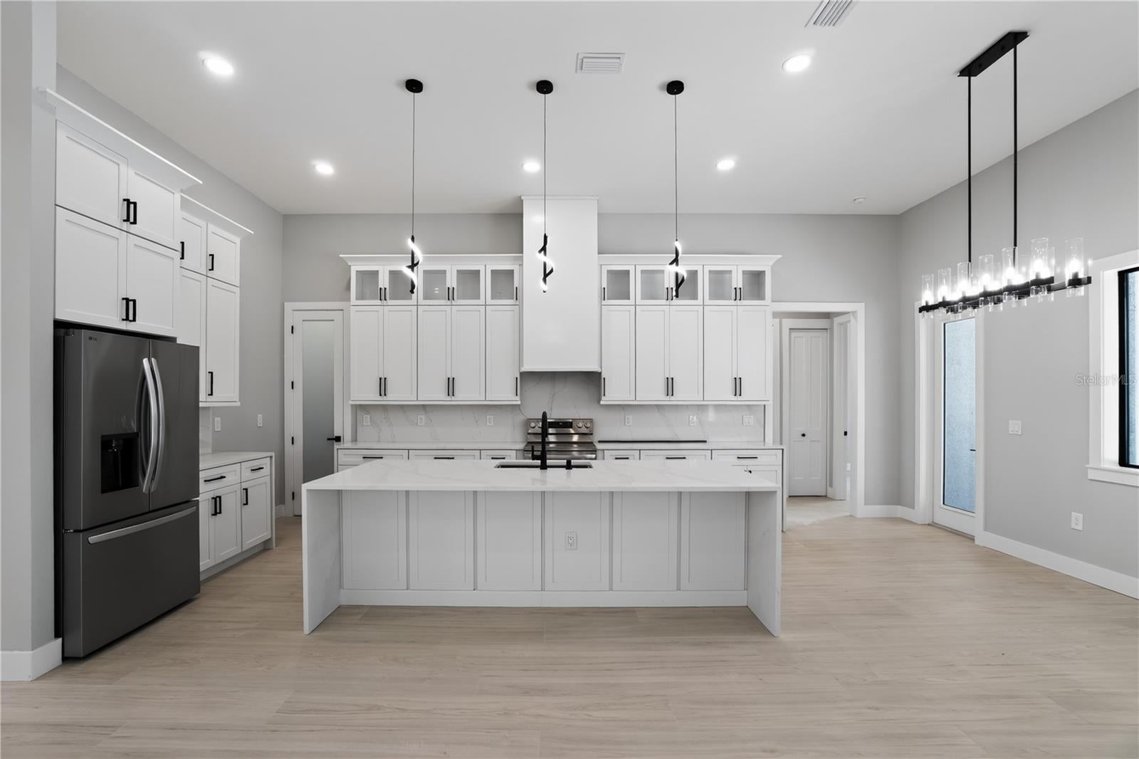 ROTONDA WEST WHITE MARSH - Residential