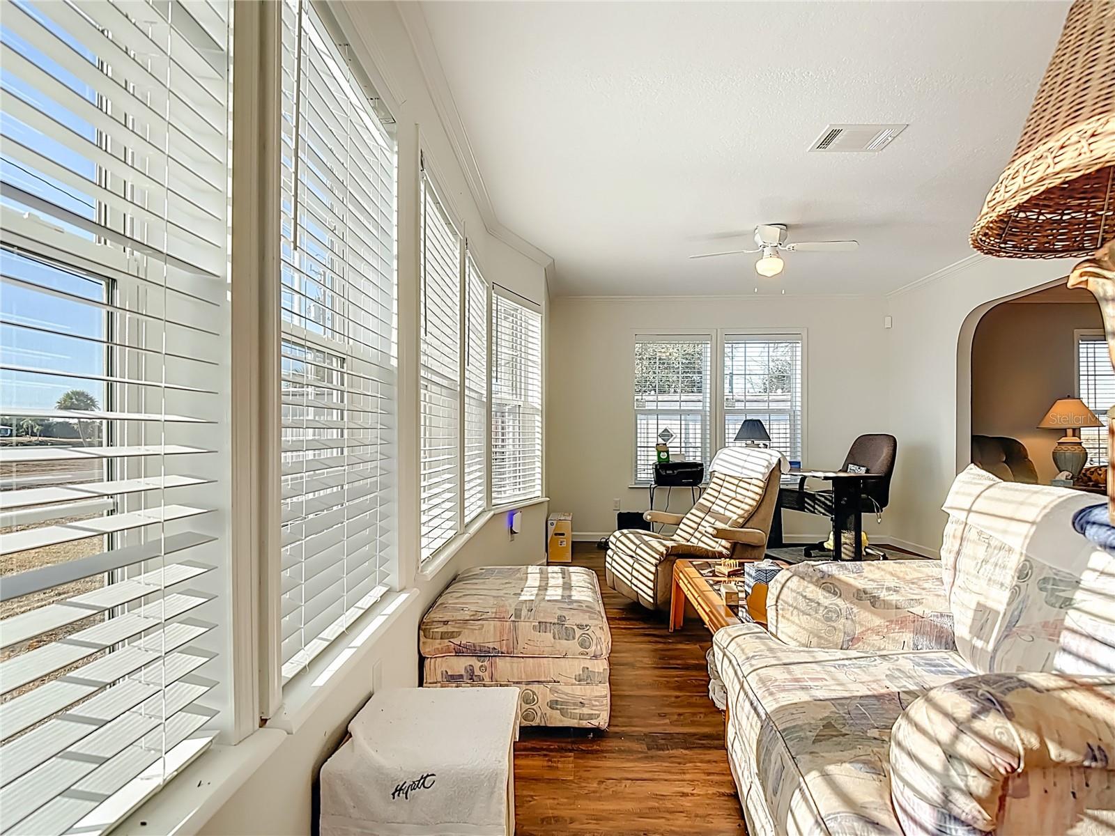 BOWDENS WATERFRONT LTS - Residential