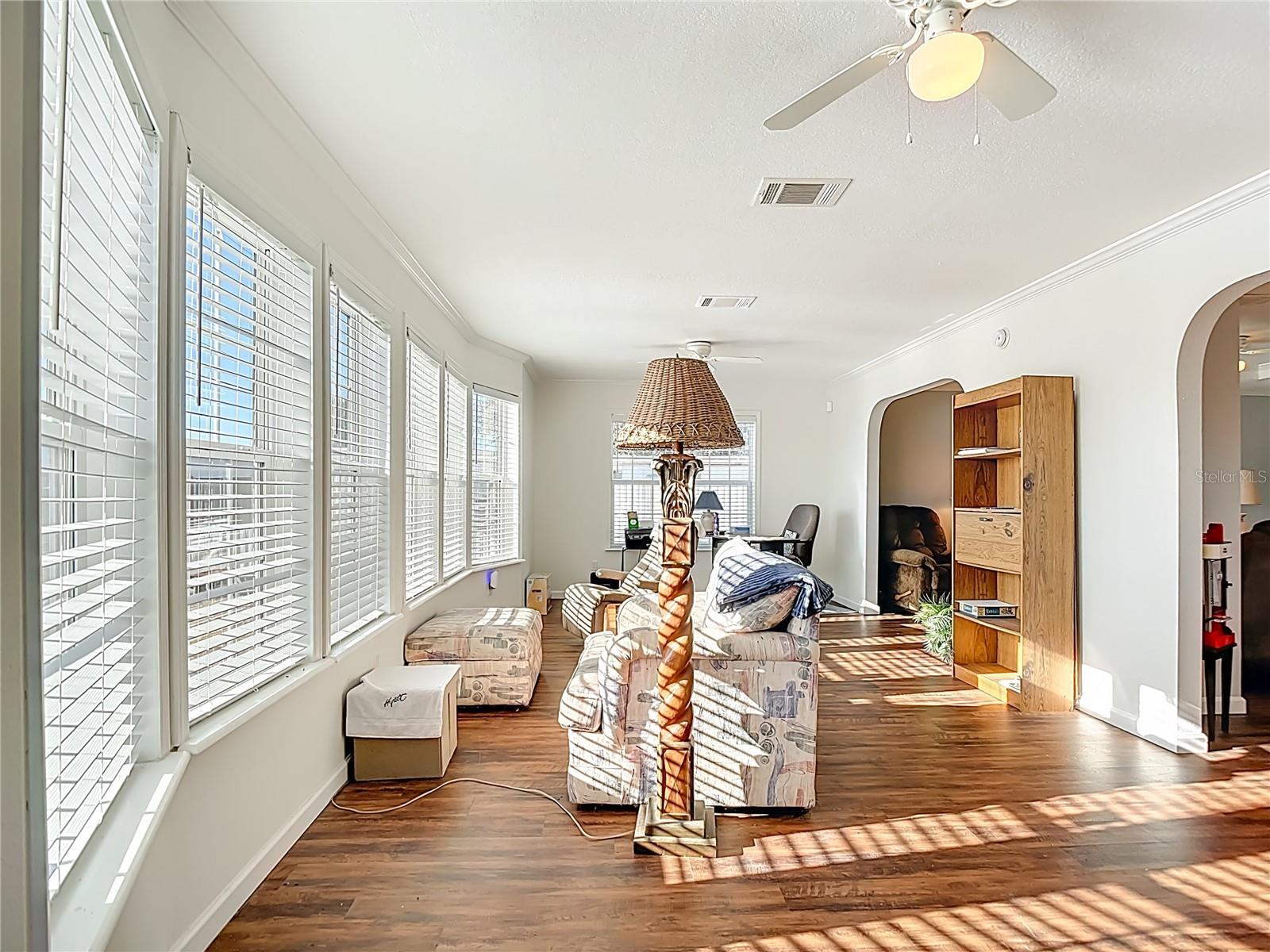 BOWDENS WATERFRONT LTS - Residential