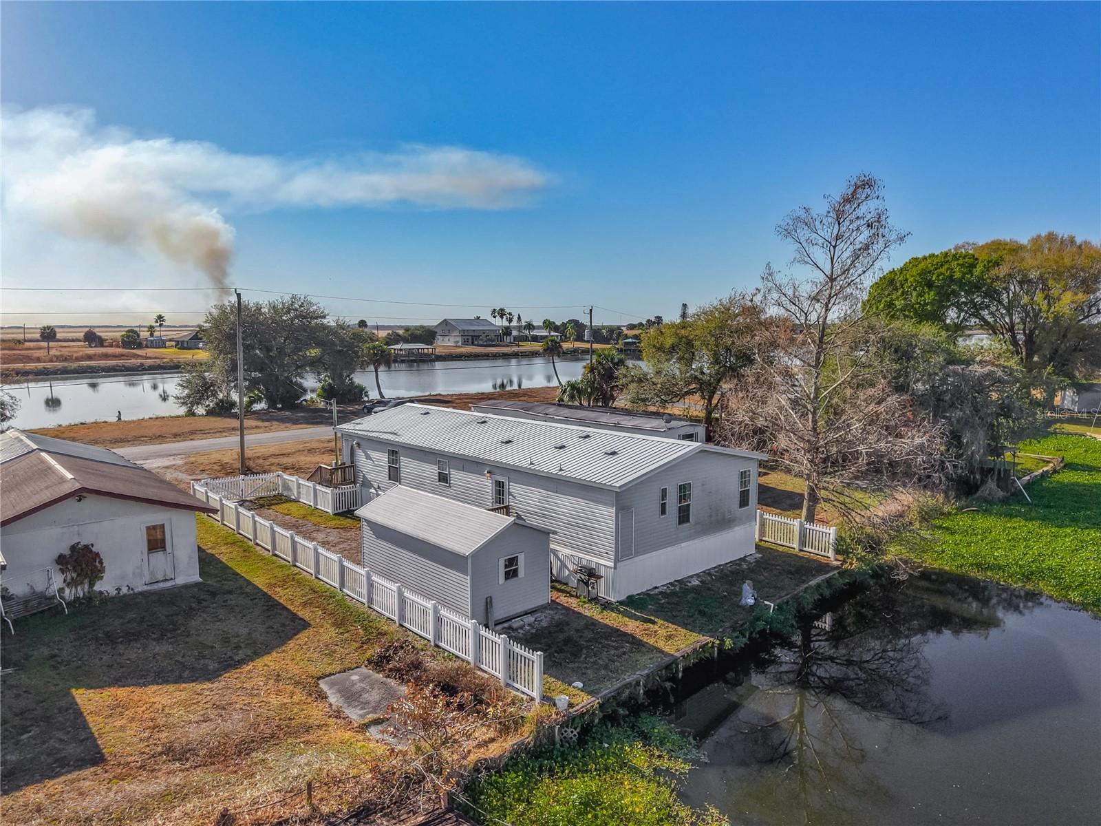 BOWDENS WATERFRONT LTS - Residential