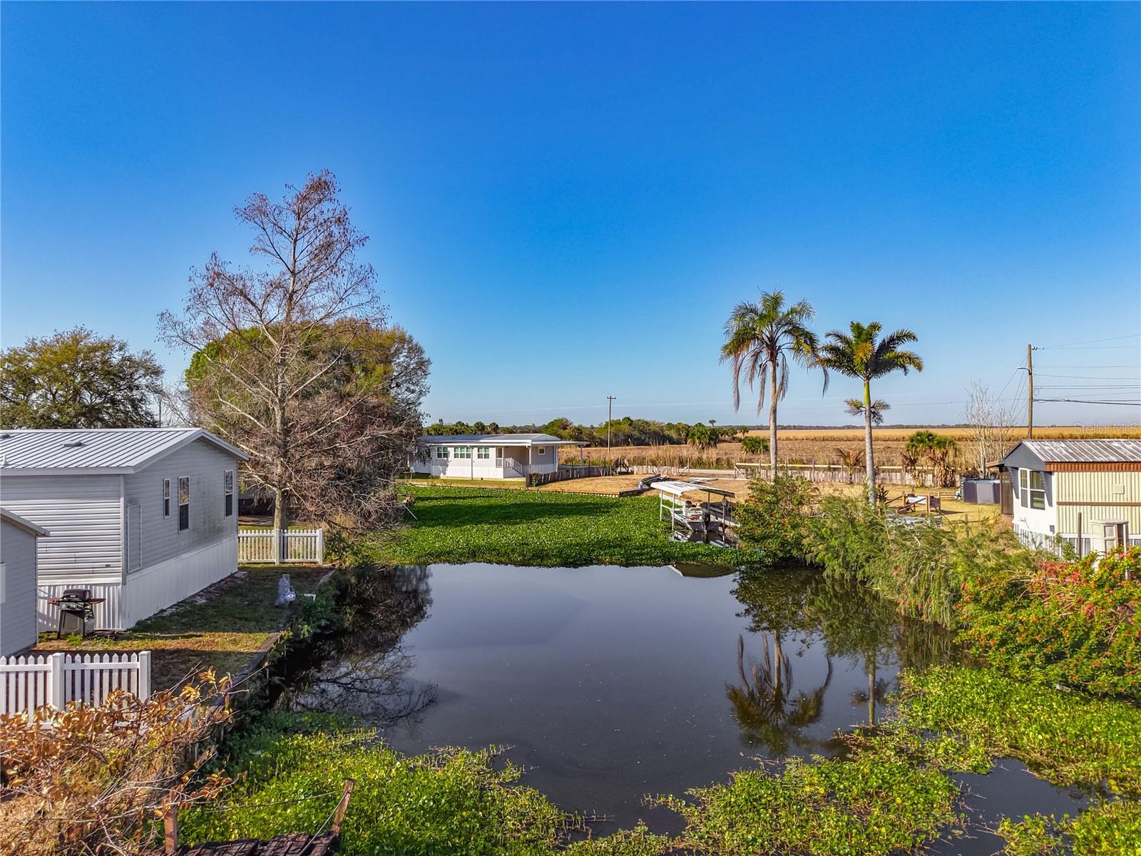 BOWDENS WATERFRONT LTS - Residential
