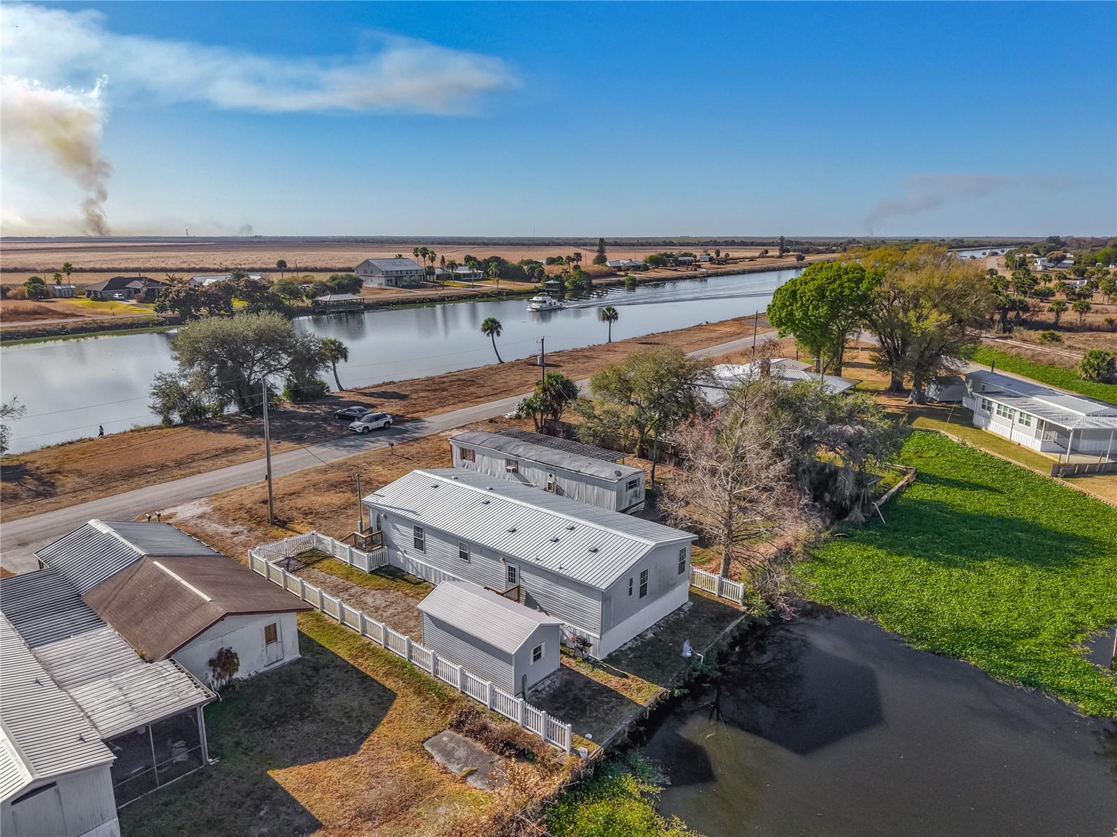 BOWDENS WATERFRONT LTS - Residential