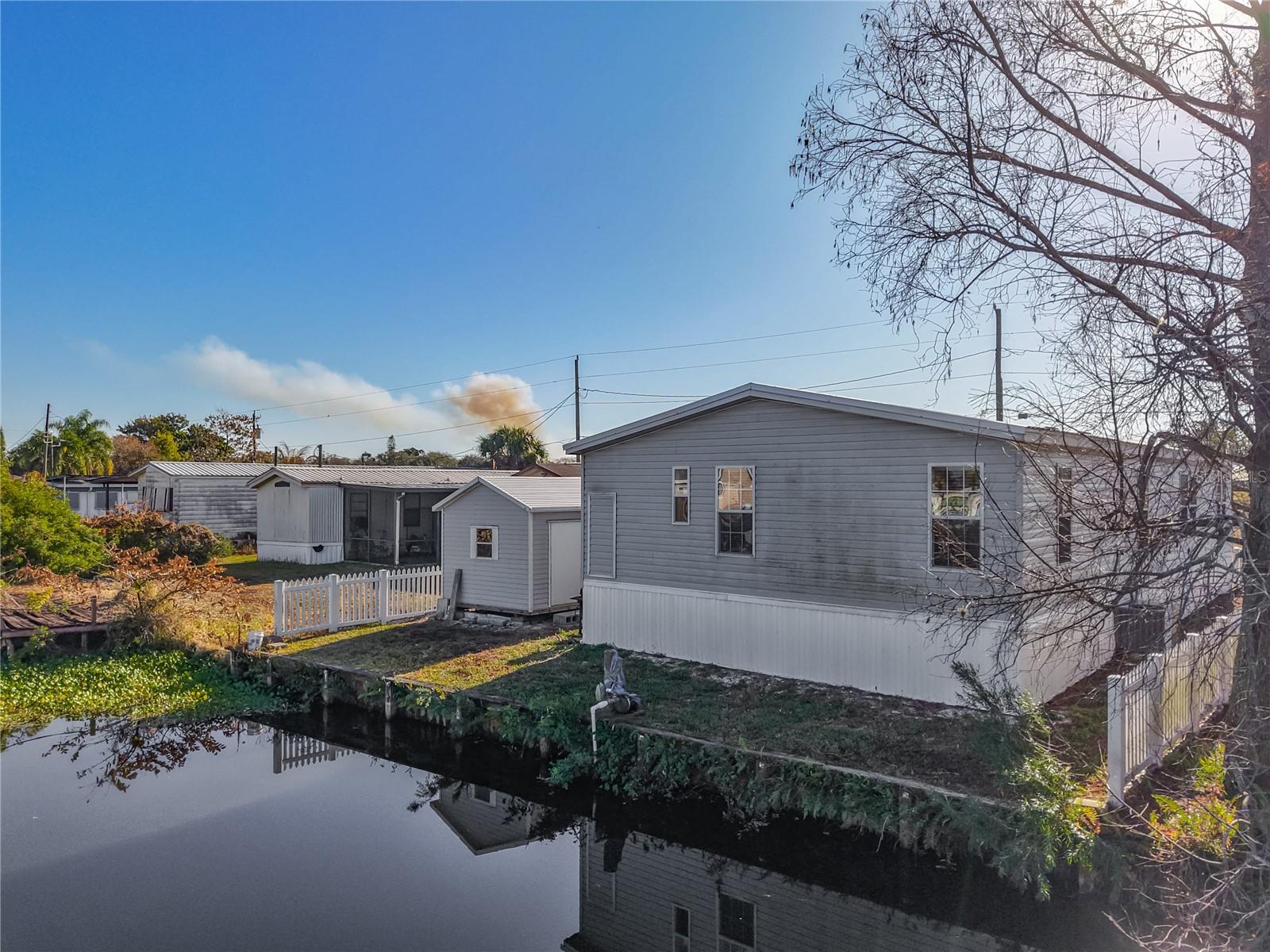 BOWDENS WATERFRONT LTS - Residential