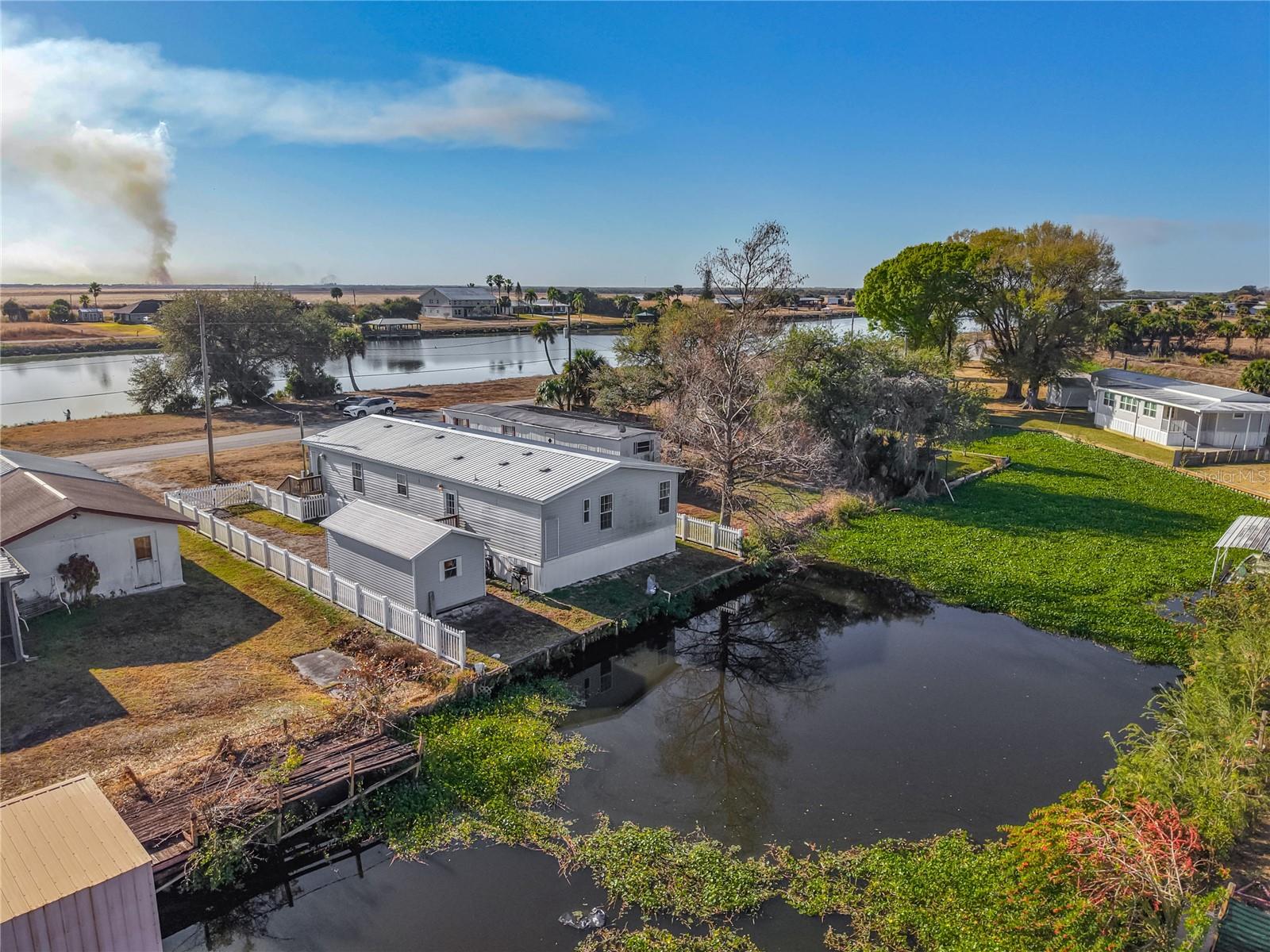 BOWDENS WATERFRONT LTS - Residential
