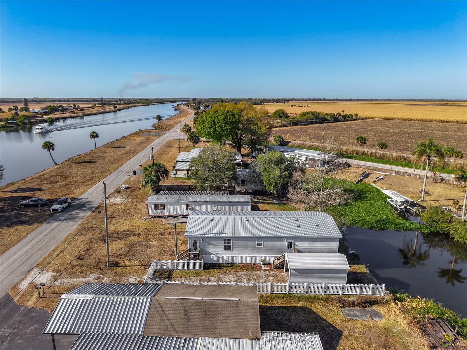 BOWDENS WATERFRONT LTS - Residential
