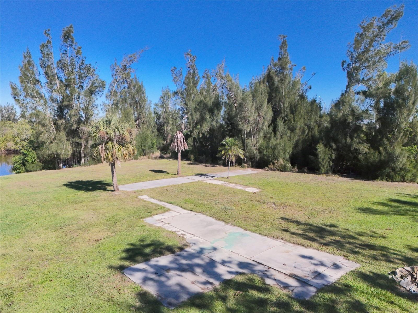 SABAL PALM PARK - Land