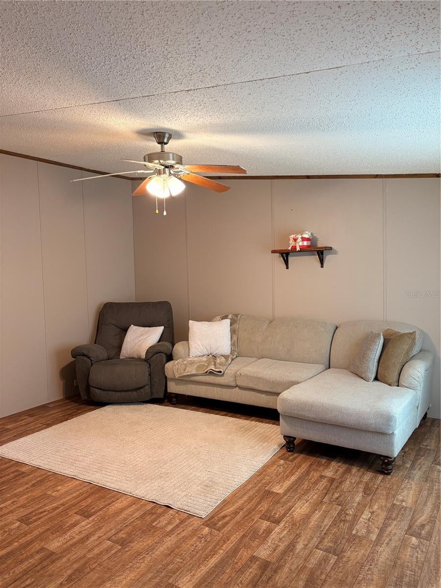 100 - ACREAGE HEADER - Residential