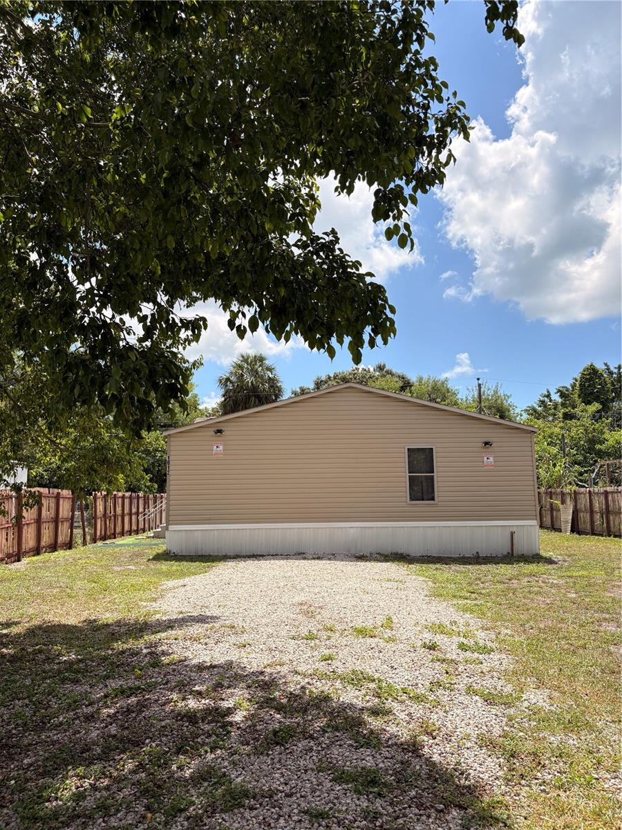 100 - ACREAGE HEADER - Residential