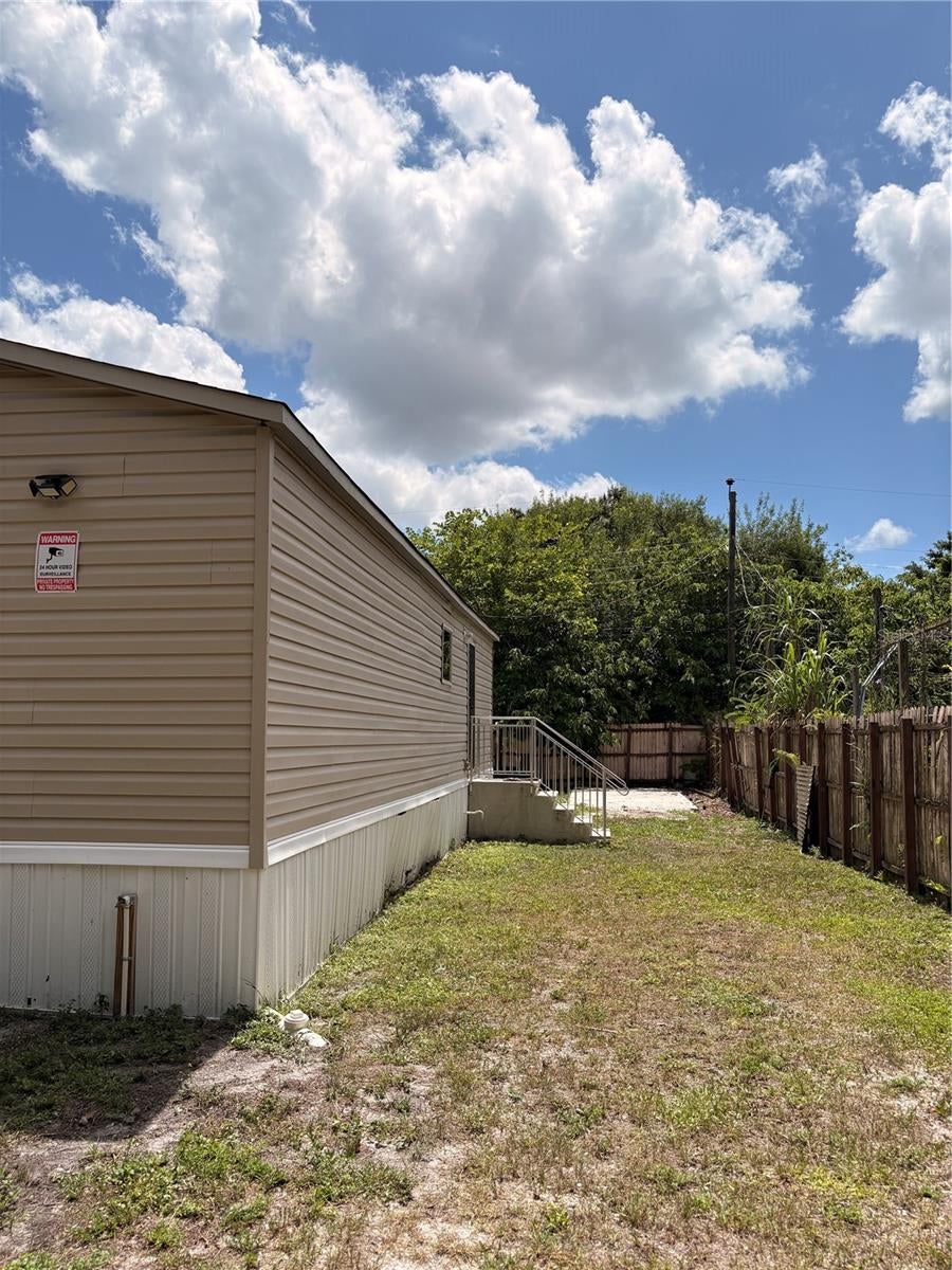 100 - ACREAGE HEADER - Residential