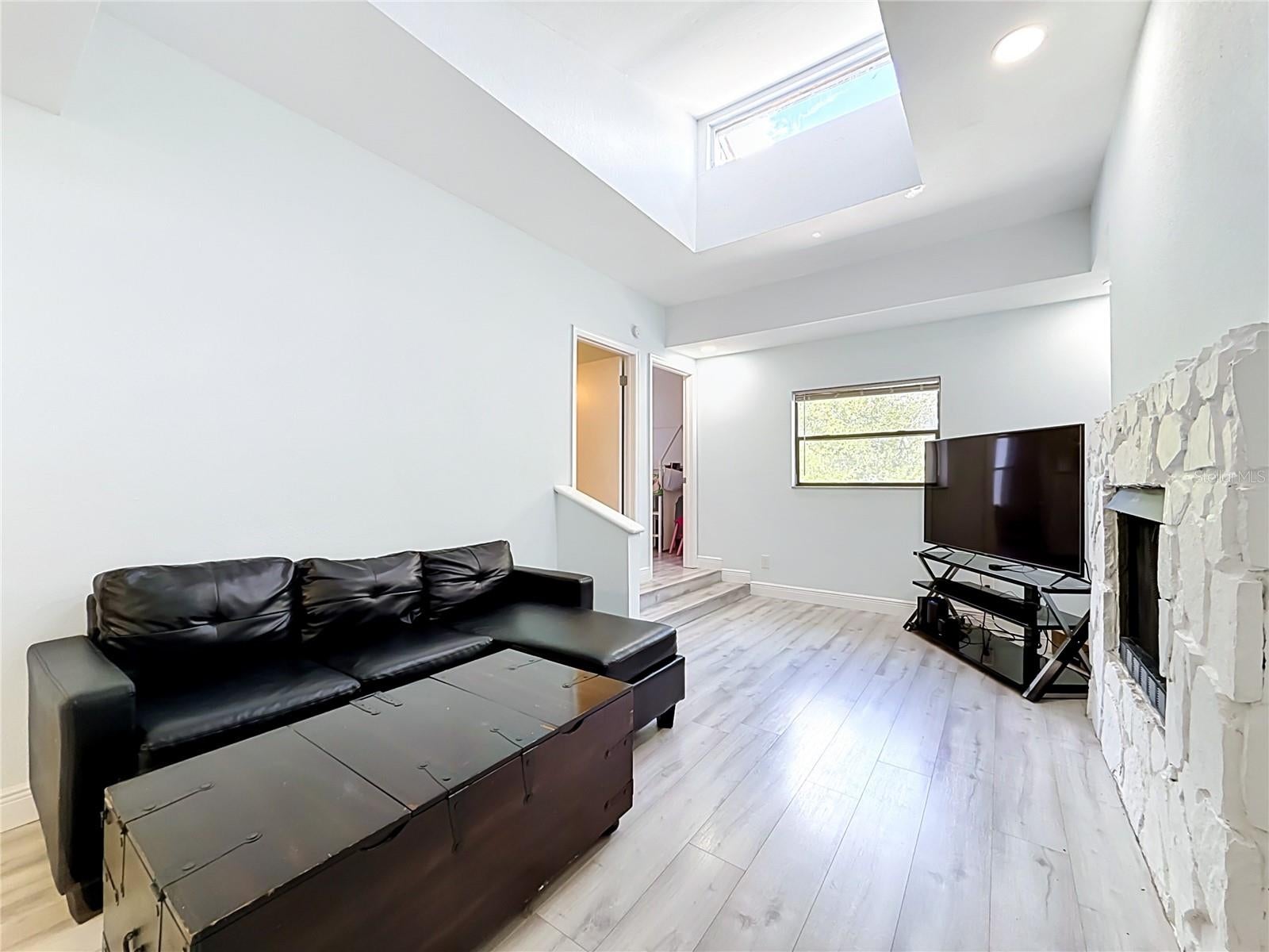 TIFFANY SUITES CONDO - Residential