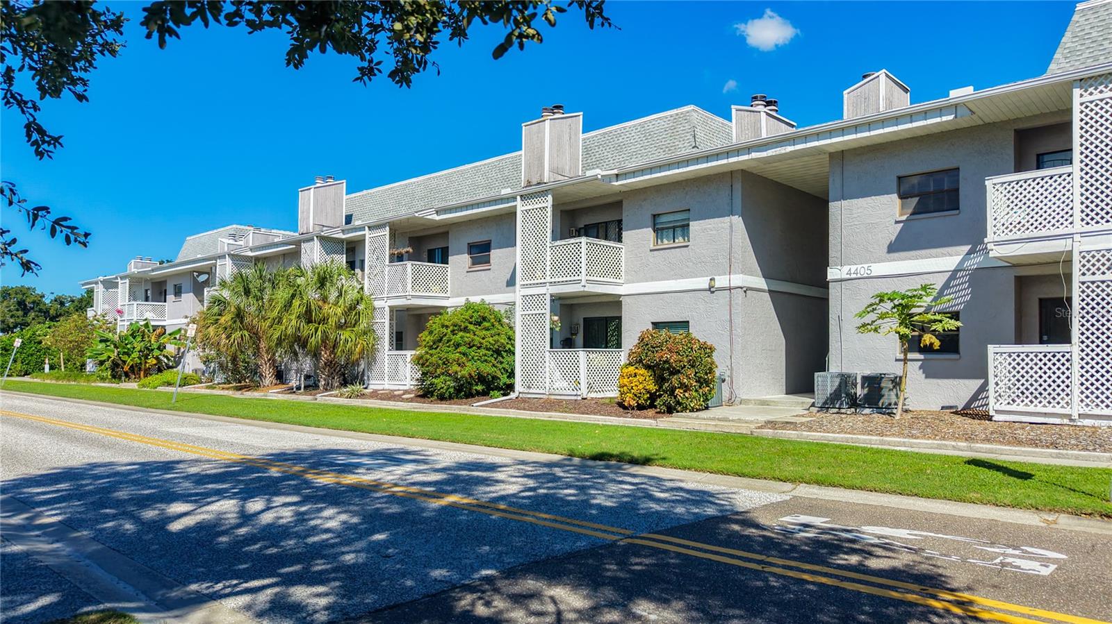 TIFFANY SUITES CONDO - Residential
