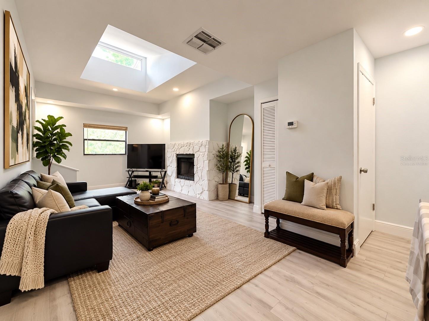 TIFFANY SUITES CONDO - Residential