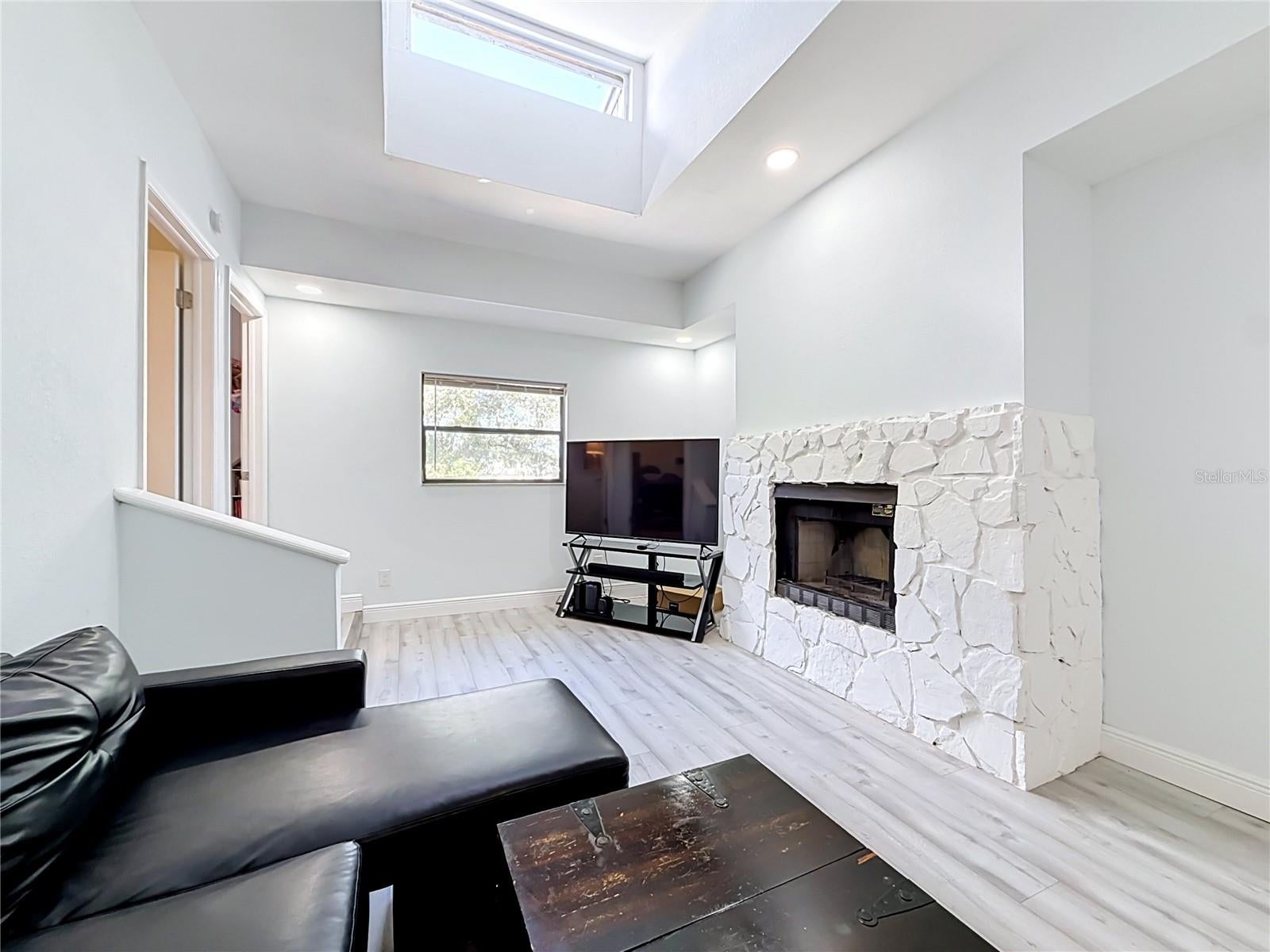 TIFFANY SUITES CONDO - Residential