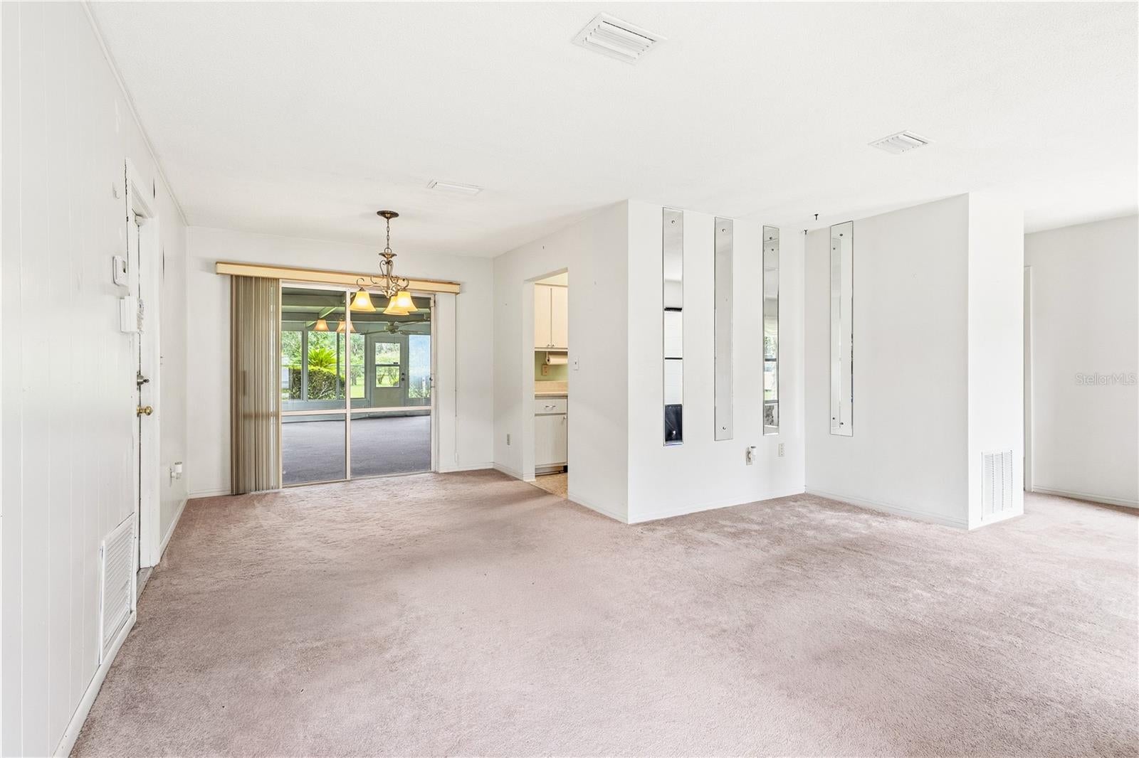 WILLISTON HIGHLANDS - Residential