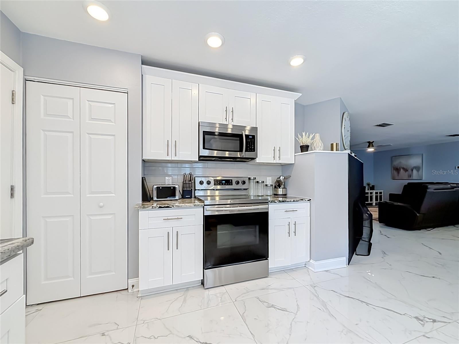 CASA LOMA - Residential