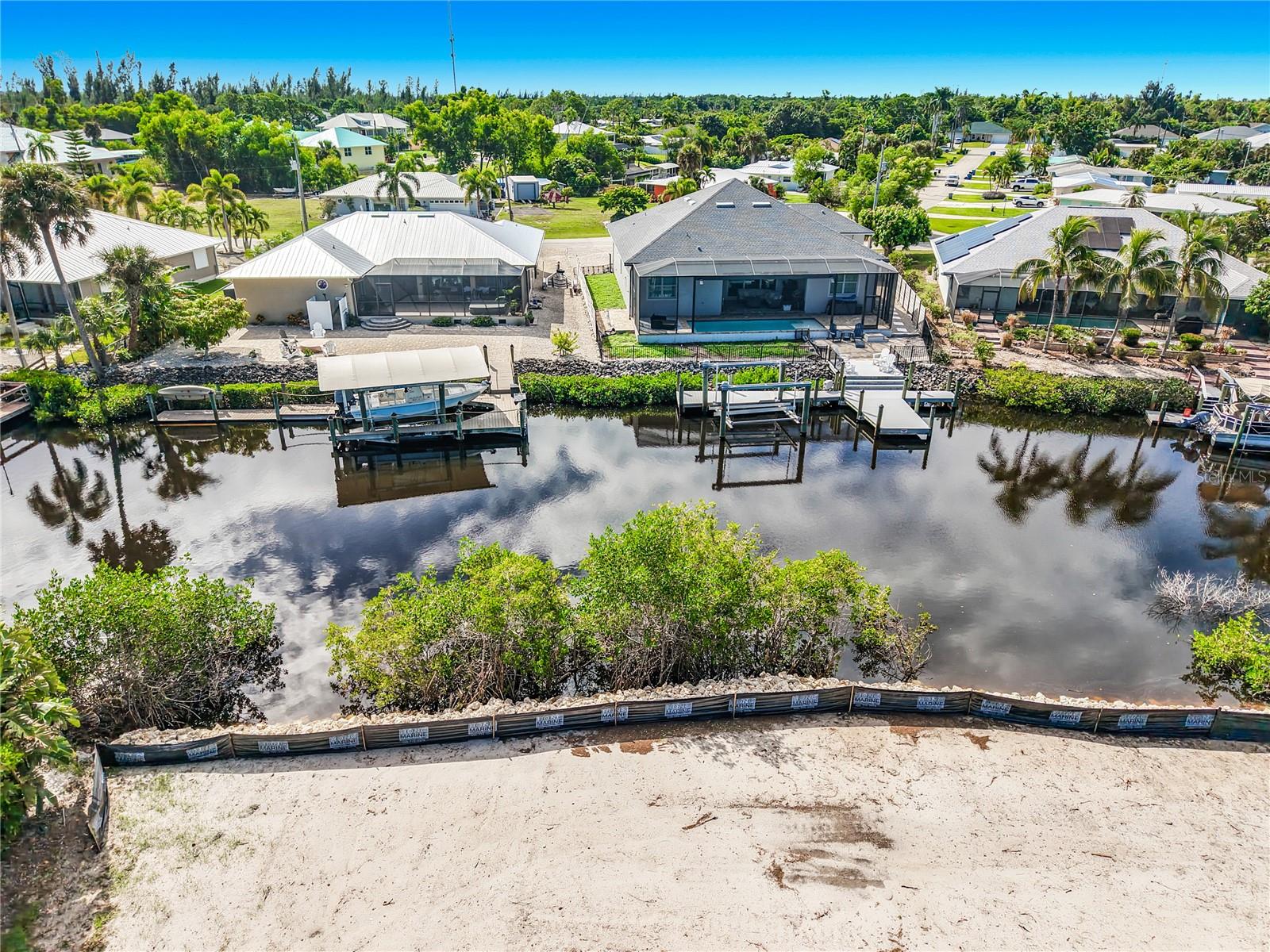 CHARLOTTE SHORES - Land