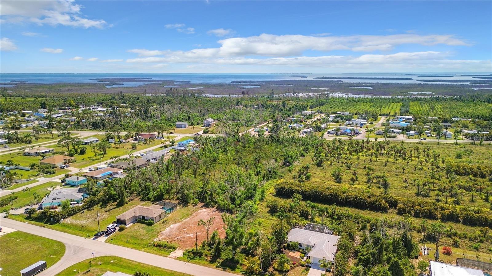 CHARLOTTE SHORES - Land