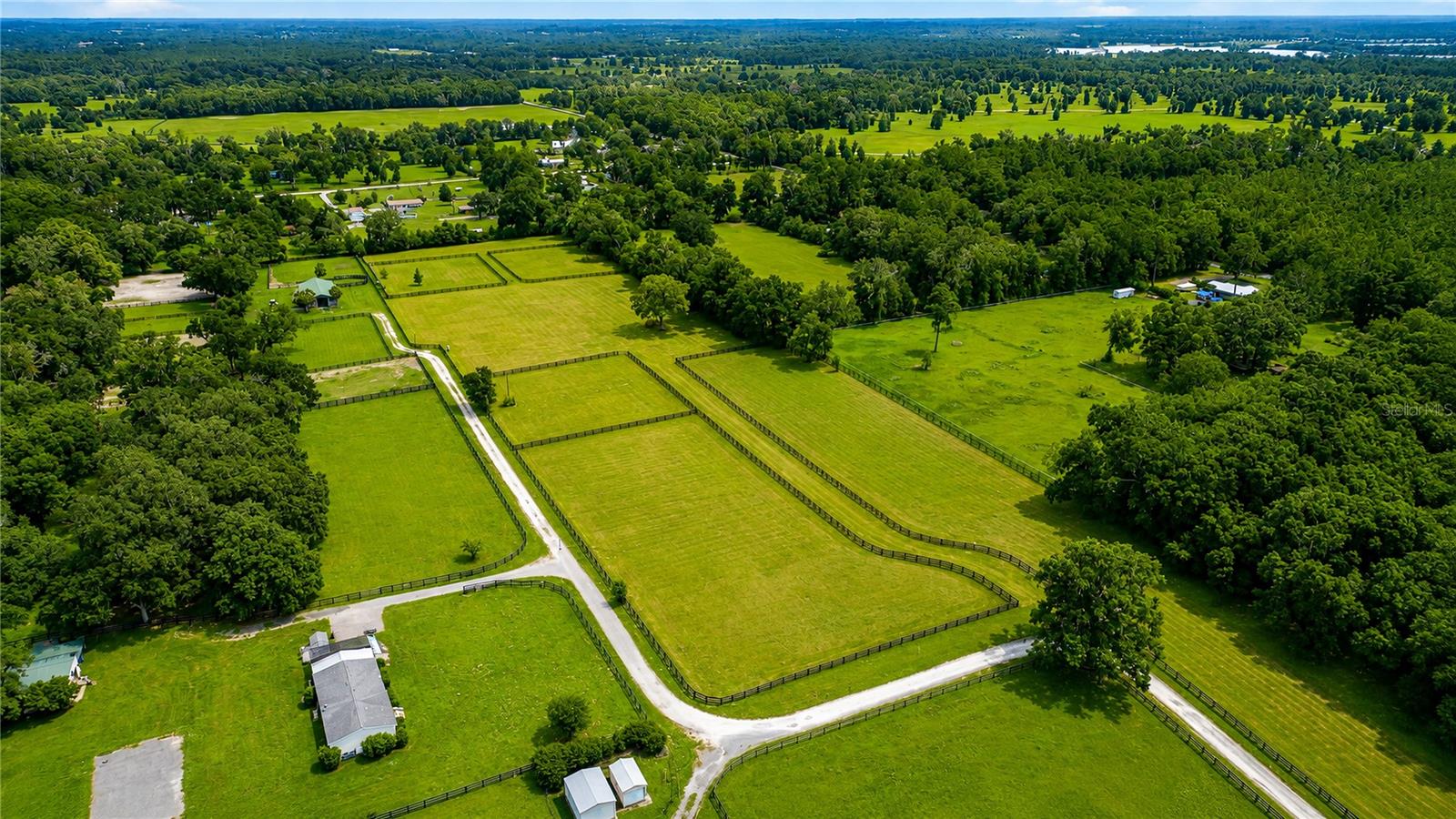 AG NON-SUB - Land