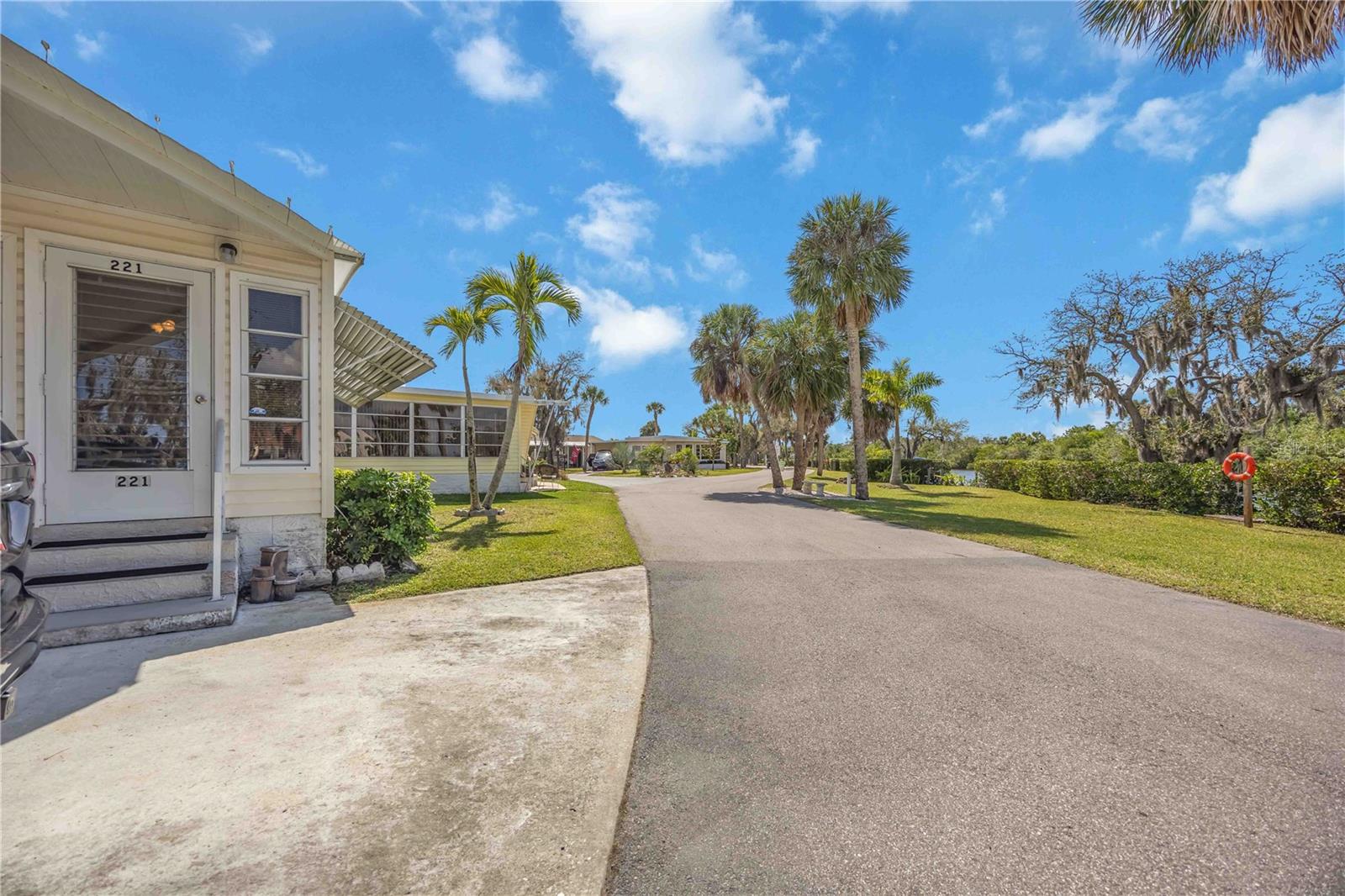 EAGLE POINT MHP - Residential