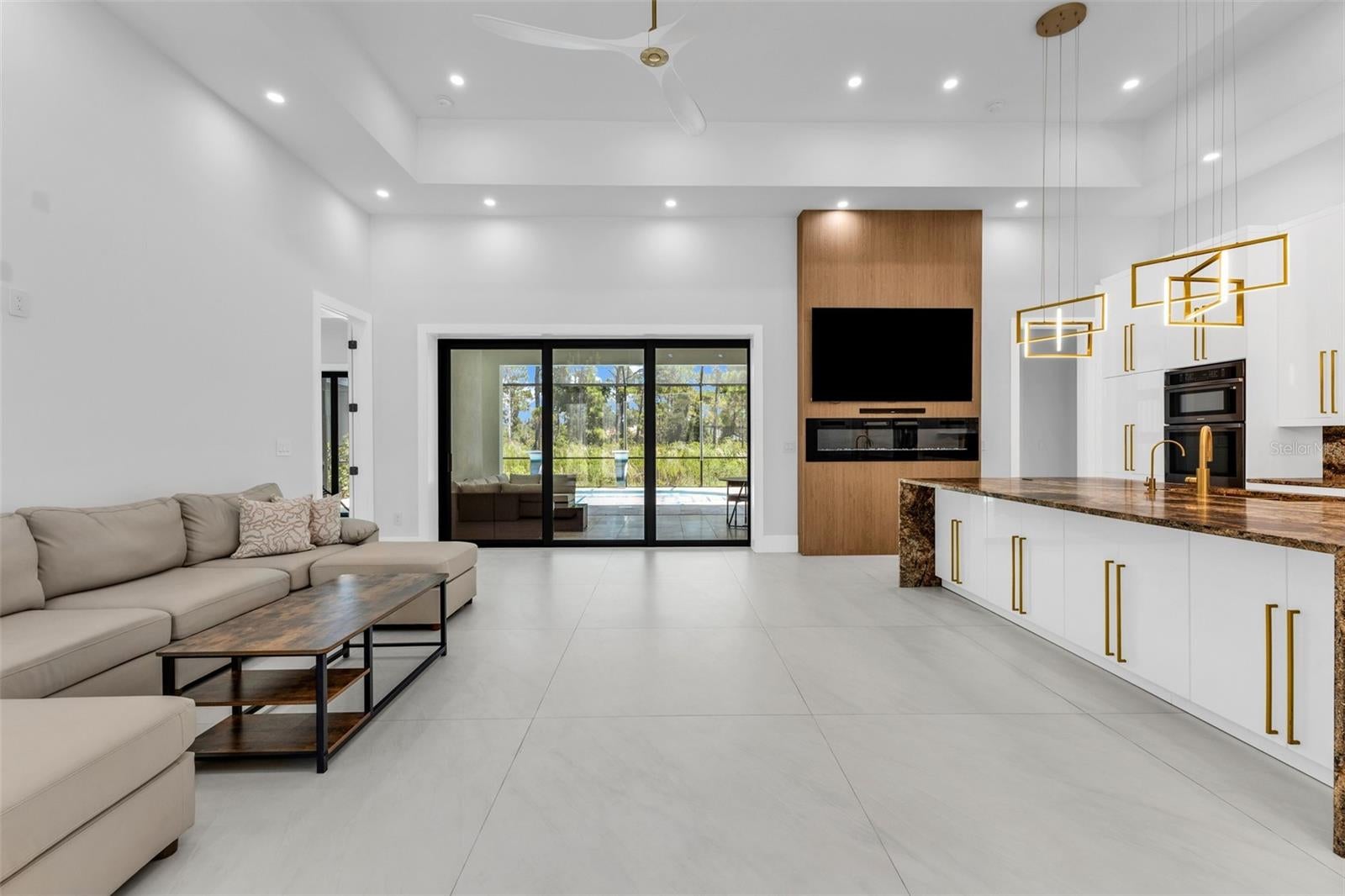 WARM MINERAL SPGS - Residential