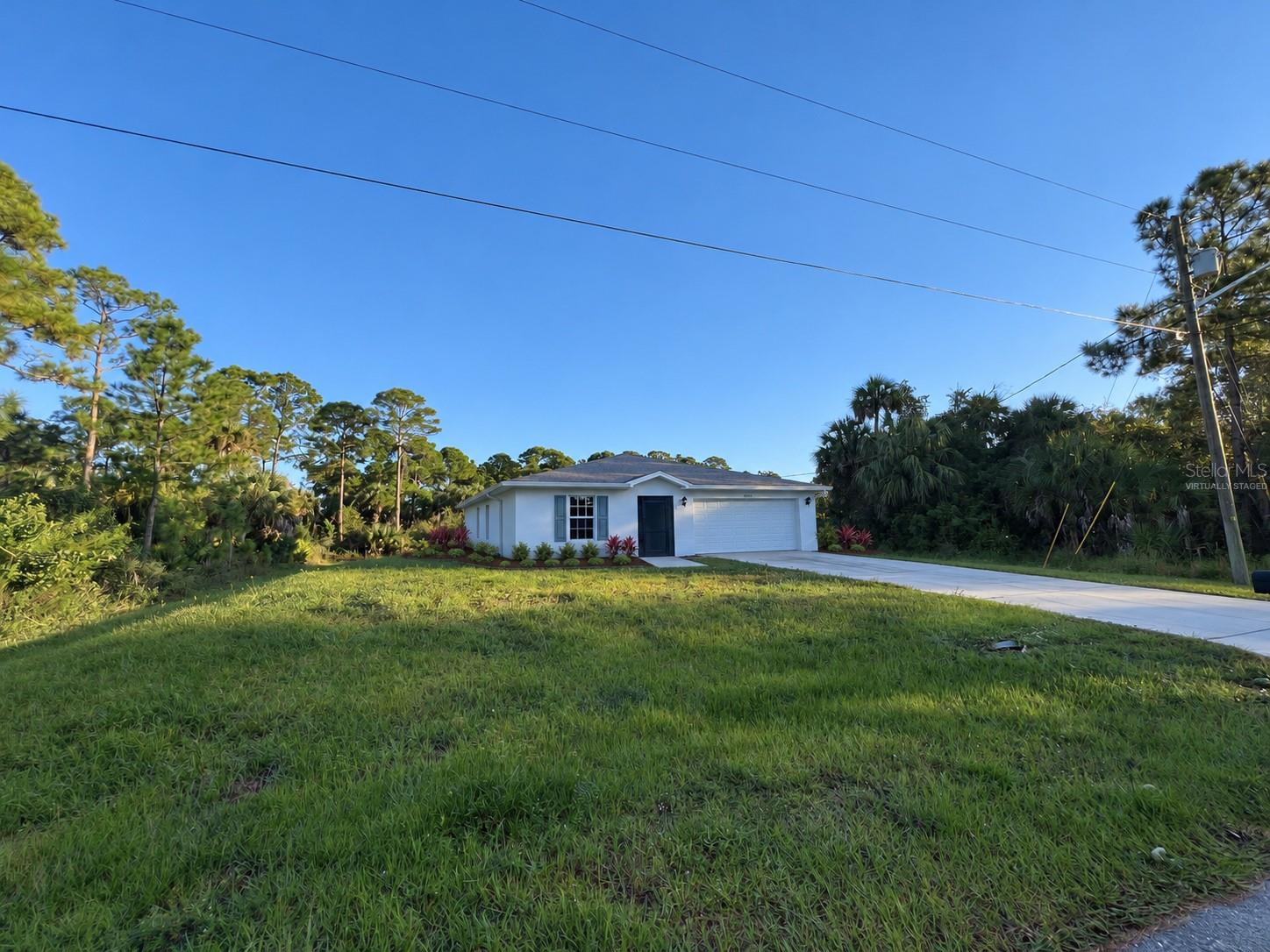 LEHIGH ACRES - Residential