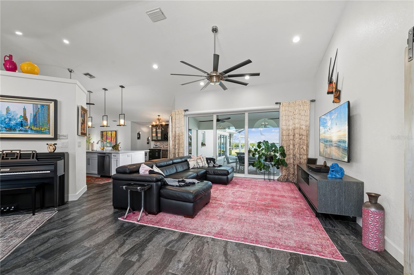 SOUTH BAYVIEW ESTATES - Residential
