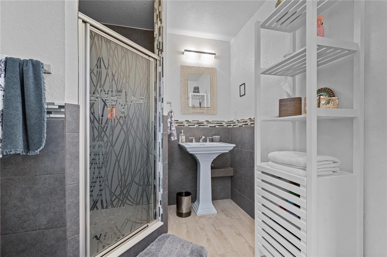 SOUTH BAYVIEW ESTATES - Residential