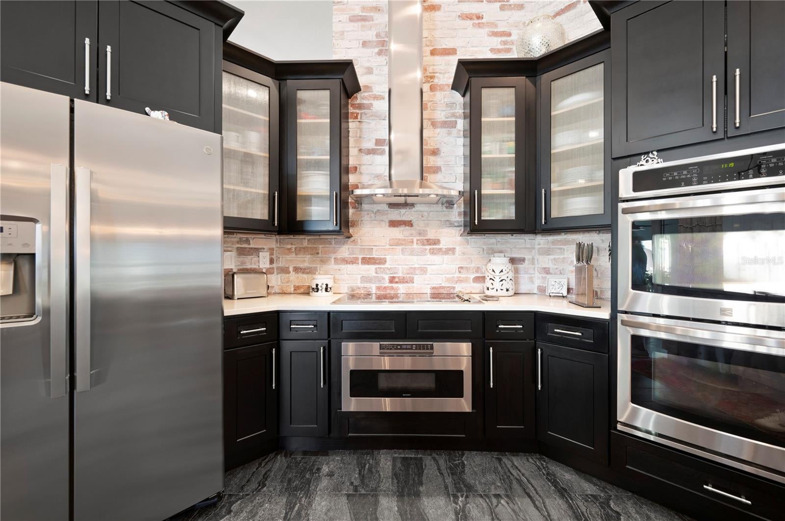 SOUTH BAYVIEW ESTATES - Residential