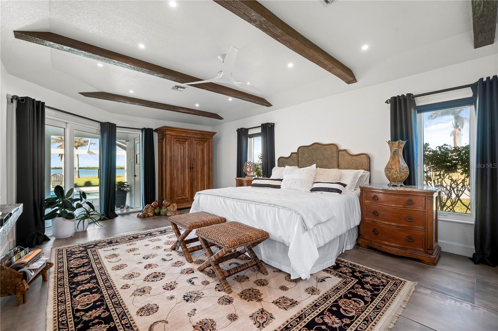 SOUTH BAYVIEW ESTATES - Residential