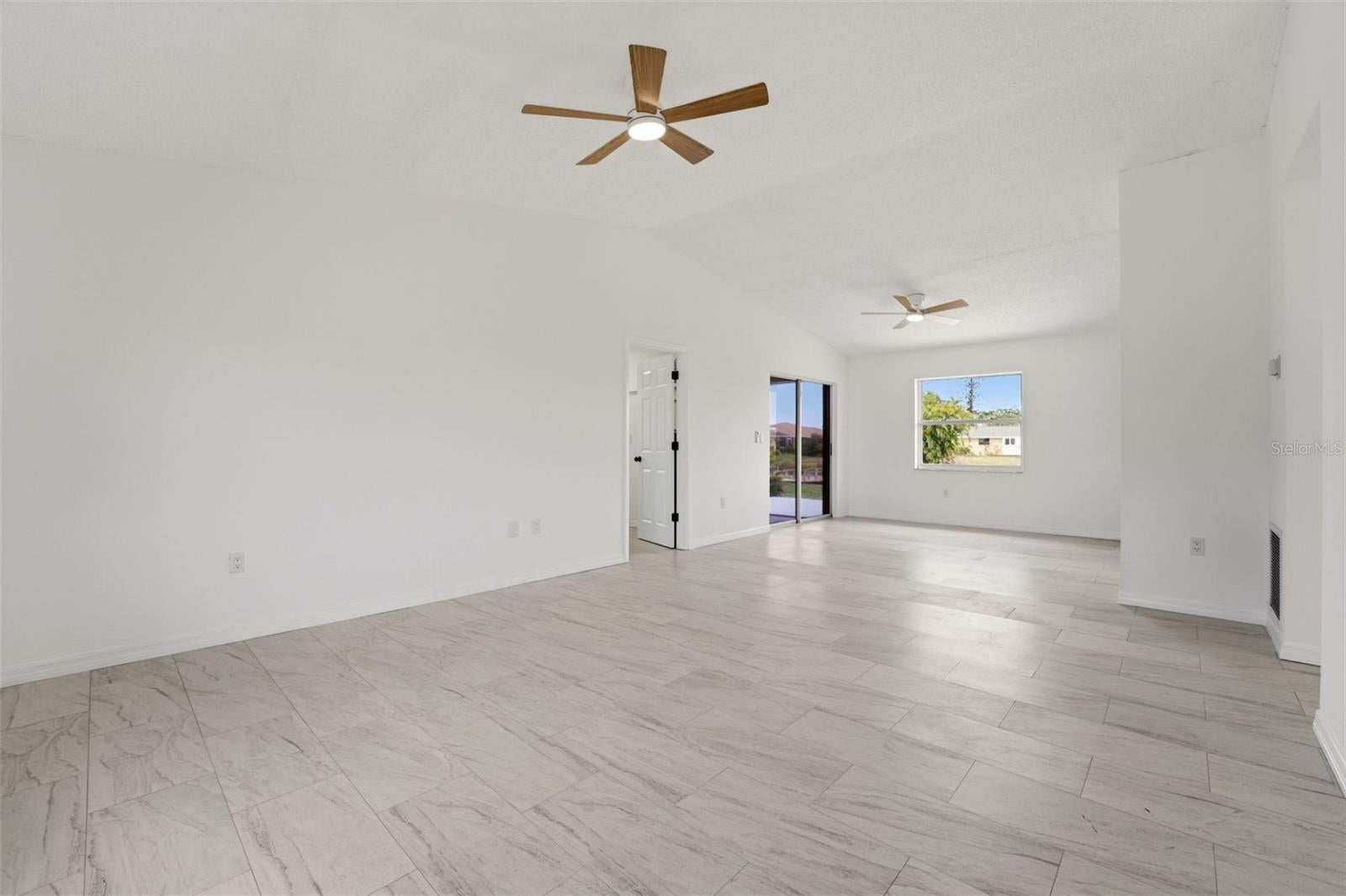 ROTONDA WEST OAKLAND HILLS - Residential