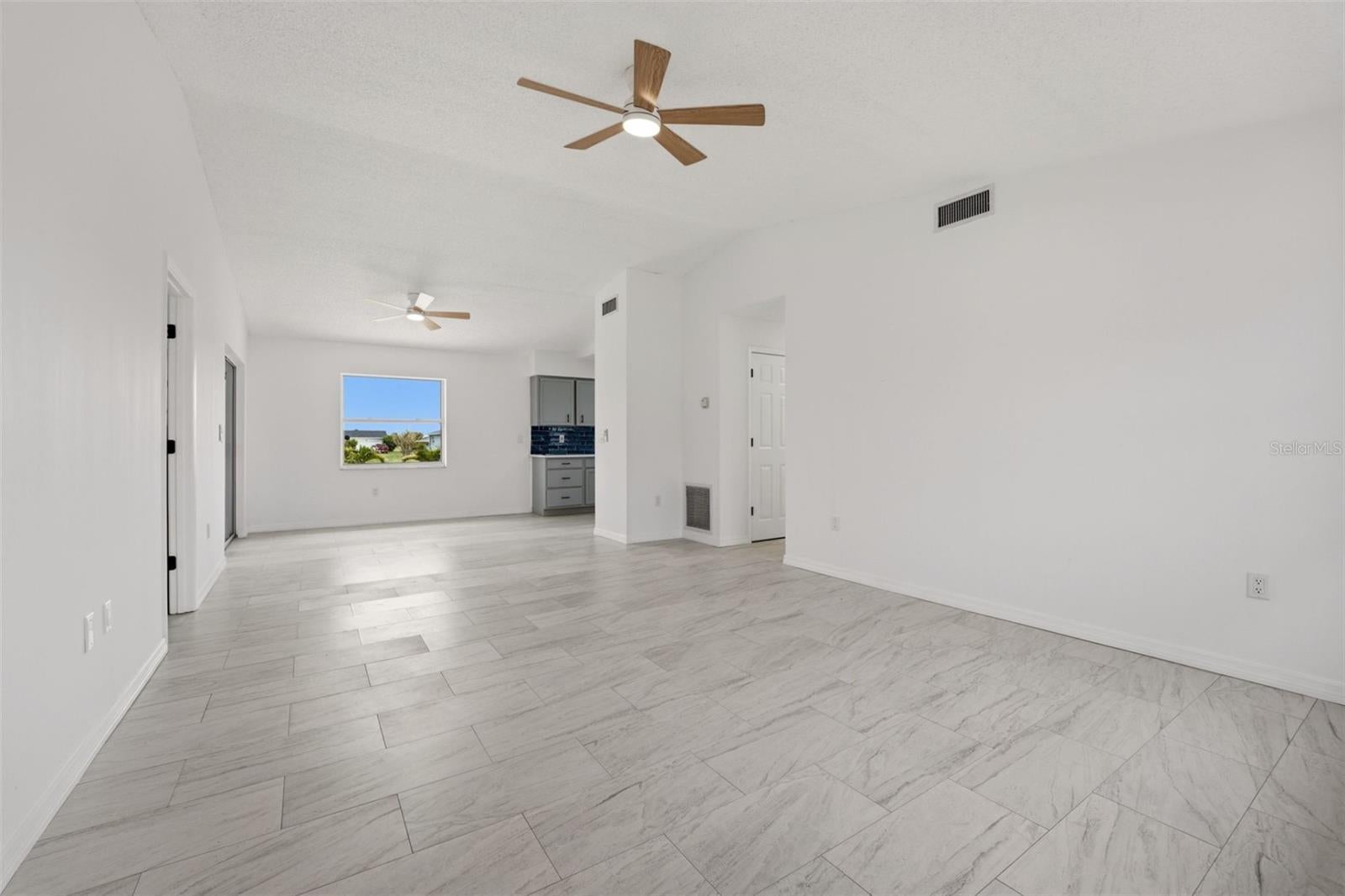 ROTONDA WEST OAKLAND HILLS - Residential