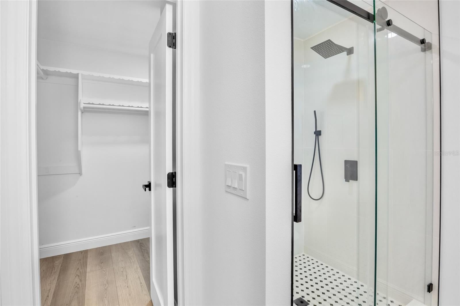 ENGLEWOOD ISLES SUB - Residential